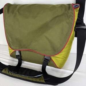Crumpler Wack-O-Phone Y2K Laptop Bag Green Padded Shoulder Messenger Adjustable